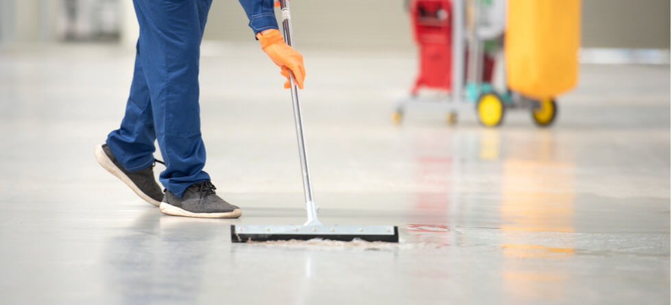 How do you clean white commercial vinyl flooring?